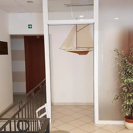 Stella Marina Отель Леричи