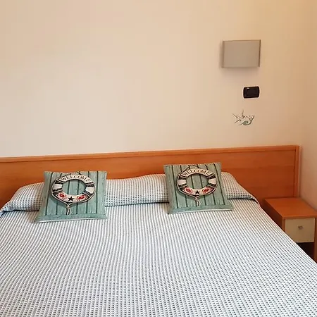 Stella Marina Hotel 3*
