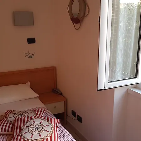 Отель Stella Marina