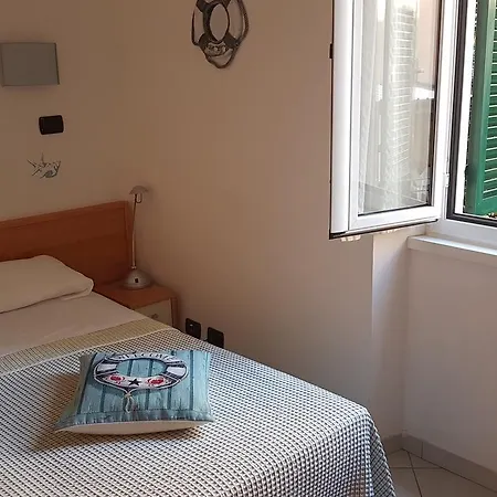 Stella Marina Отель Леричи