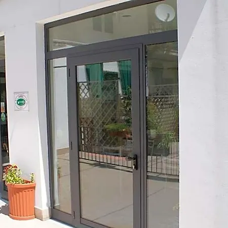 Stella Marina 3*