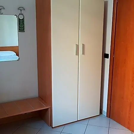 Stella Marina Hotel 3*