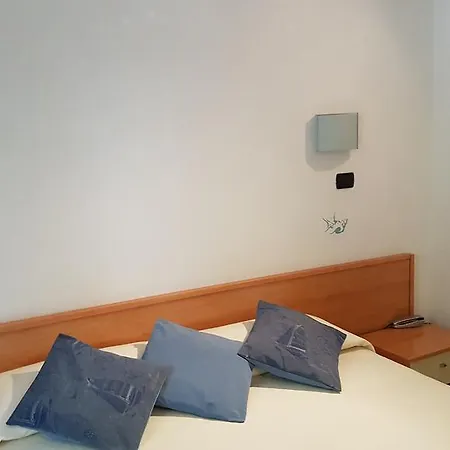 斯特拉海滨酒店 酒店 莱里奇